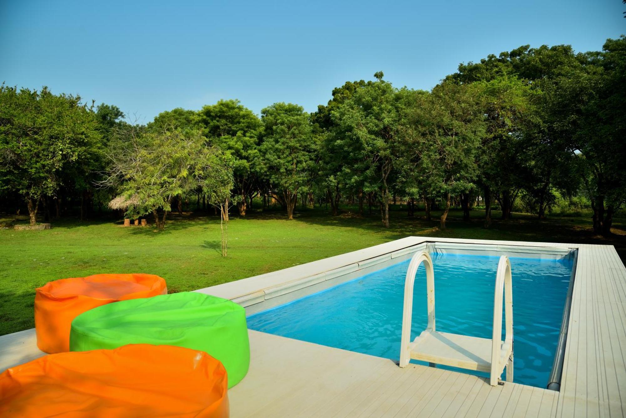 Funky Leopard Safari Lodge Bordering Yala National Park Kataragama Exterior foto